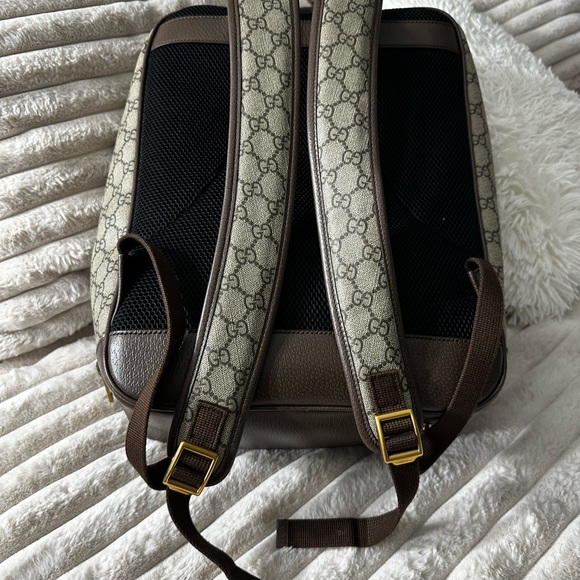 Gucci Ophidia GG
Medium canvas backpack' - Picture 11 of 16